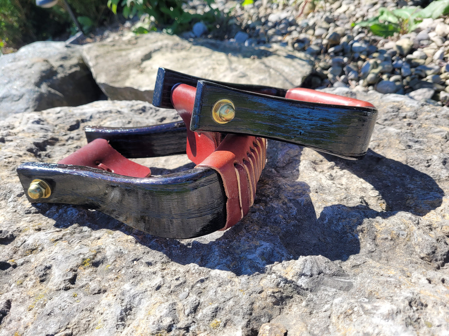 Nettles Stirrups - Premier Line