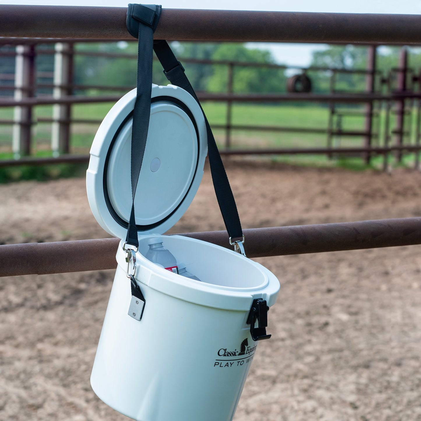 Classic Equine Bucket Cooler