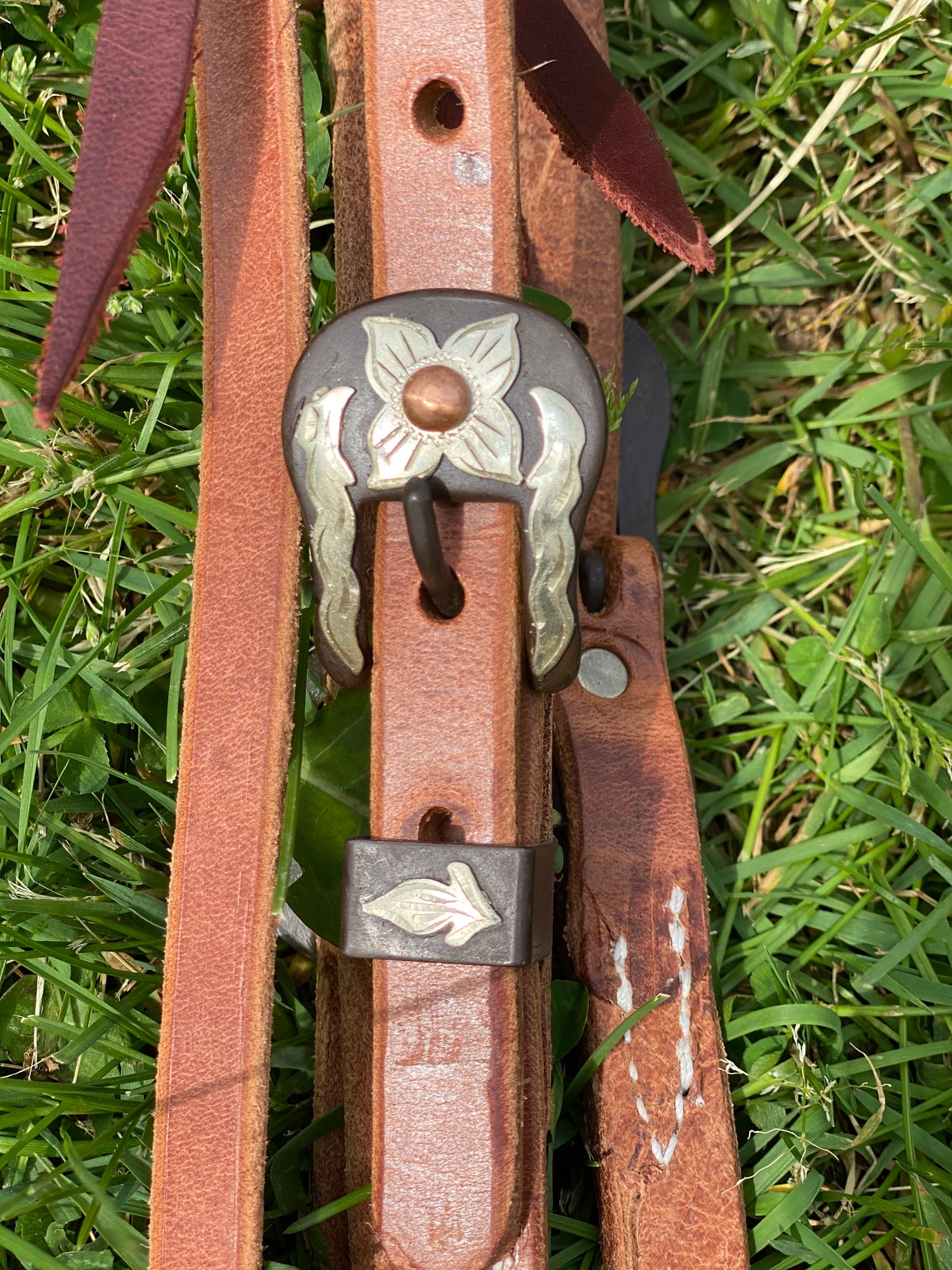 Straight Browband with Antique Flower Buckle