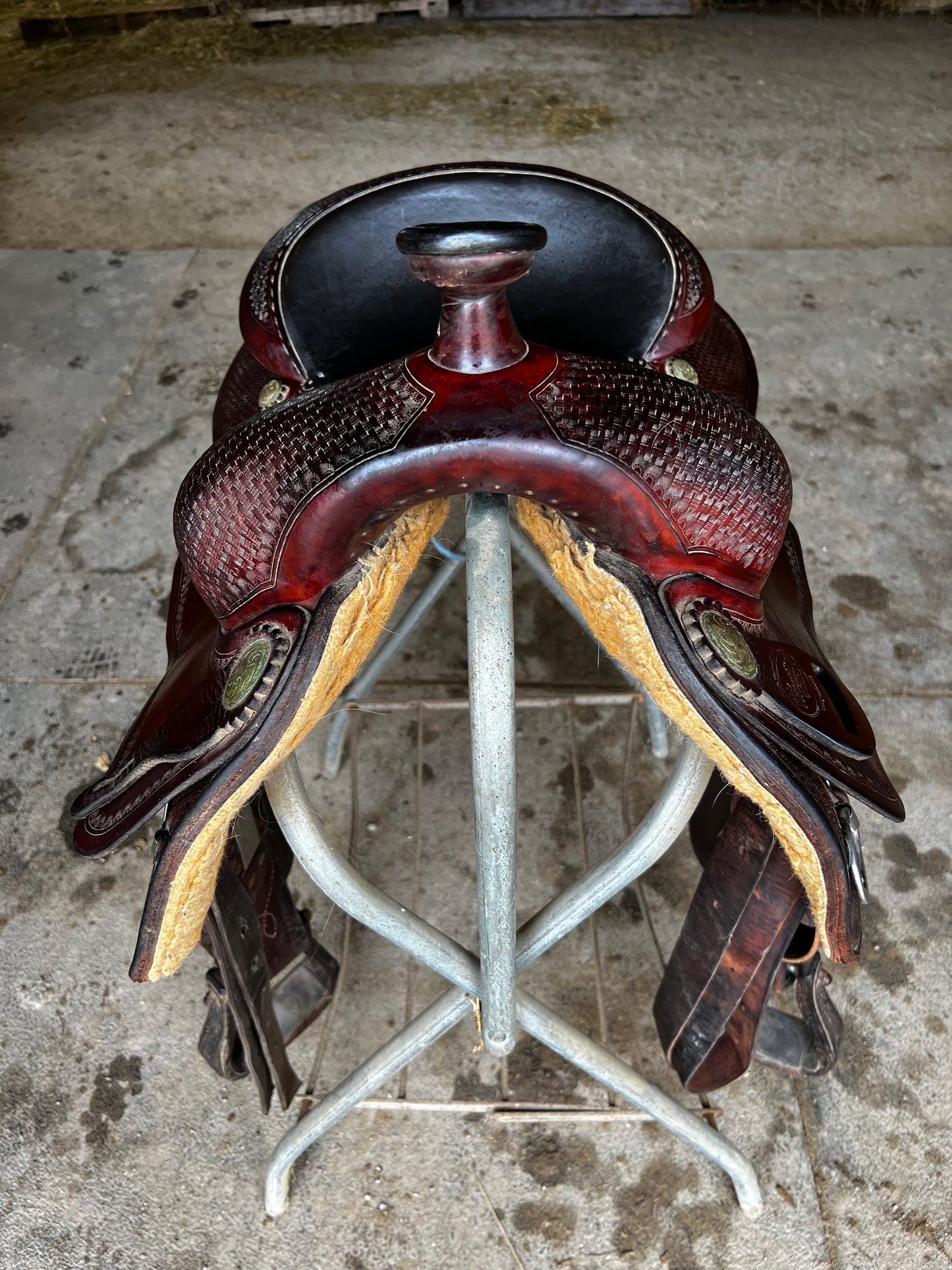 🍁 SOLD Pard’s Versatility Saddle