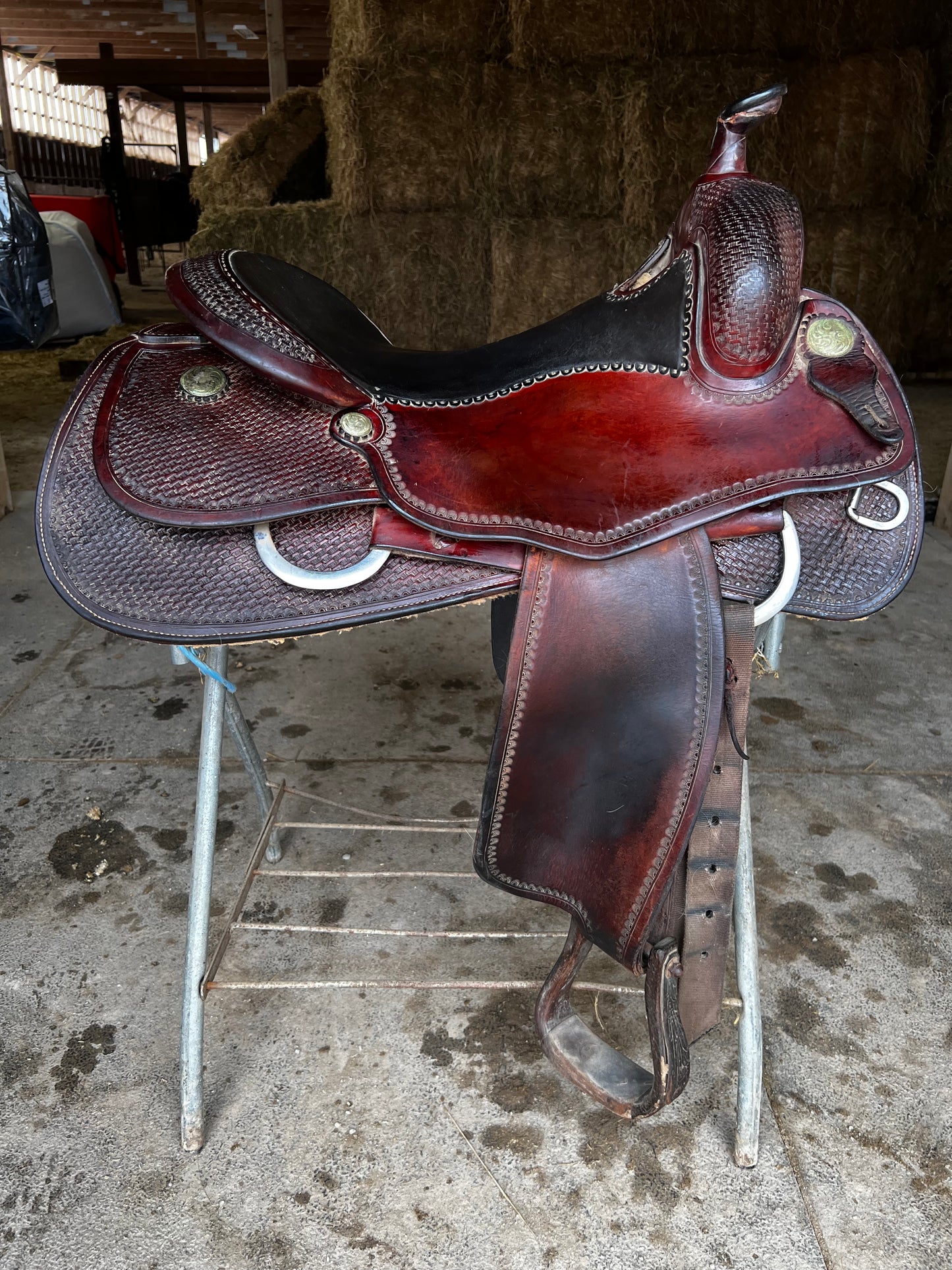 🍁 SOLD Pard’s Versatility Saddle